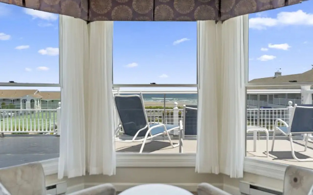 The Sparhawk Oceanfront Resort
