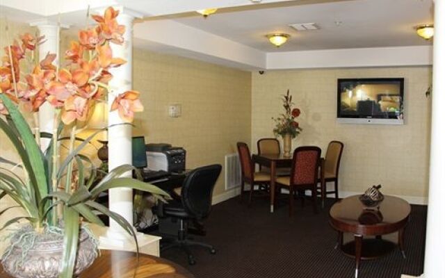InTown Suites Extended Stay Bowling Green
