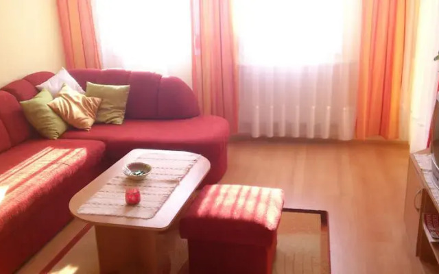 Leitner Lakás