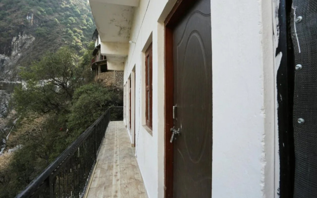 Hotel Wonderis By OYO Rooms