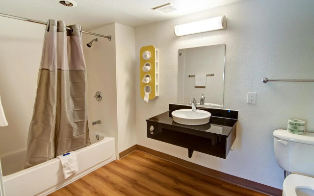 Motel 6 Euless, TX - Dallas