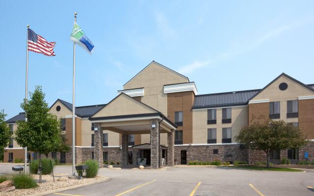 Holiday Inn Express Cedar Rapids (Collins Rd), an IHG Hotel