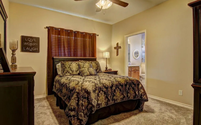 Cliffside Paradise RG 308