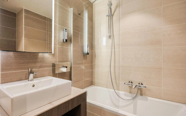 B&B HOTEL Mons Centre