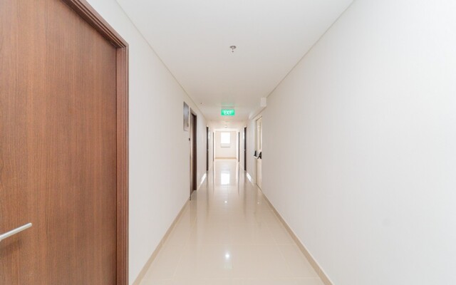 RedLiving Apartemen Transpark Juanda - Frams Properti Tower Jade with Netflix