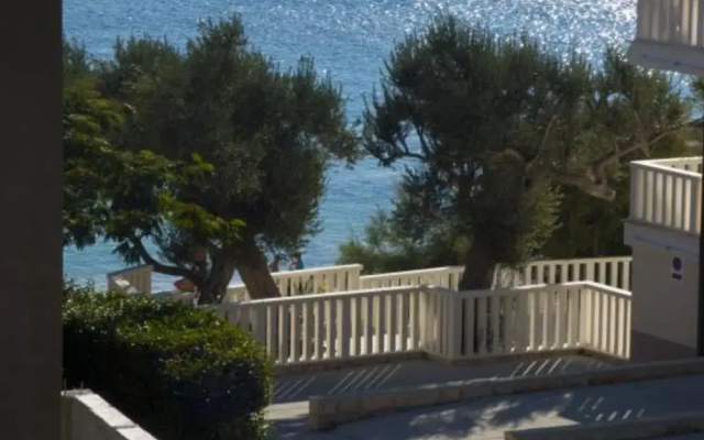 Beachfront Apartments Plaža