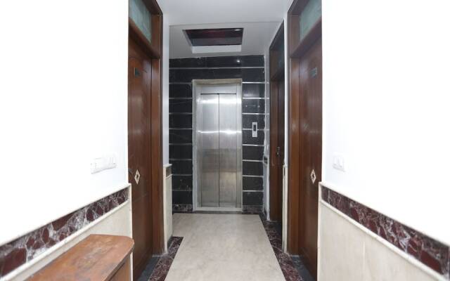 OYO 1660 Hotel Topaz