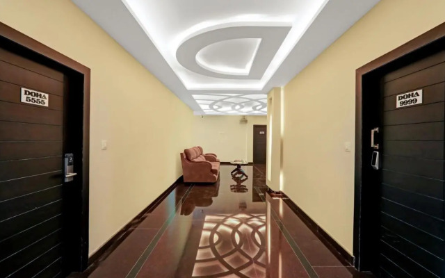 Treebo Doha King