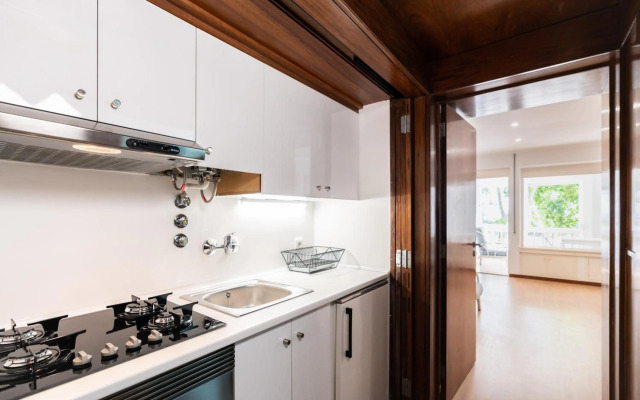 Carcavelos Beach & Business by The Portuguese Butler