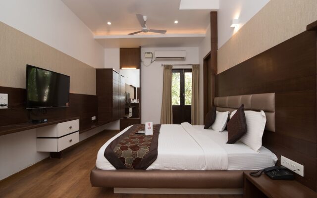 OYO 10000 Hotel Aquolim