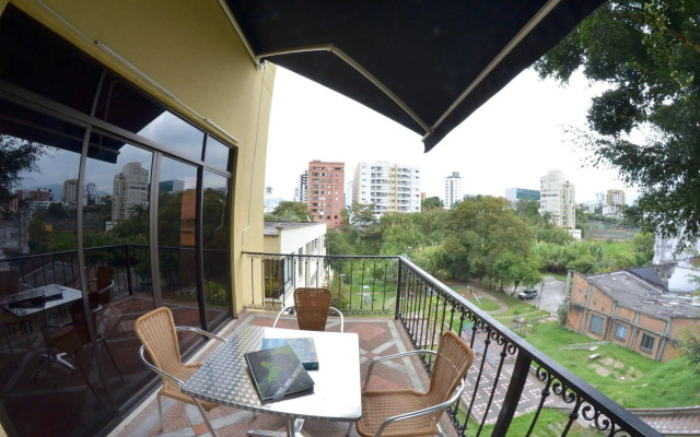 Hotel Pinares Plaza