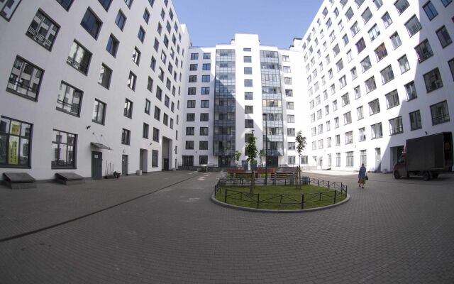 Stn Apartments Near Moskovsky Railway Station