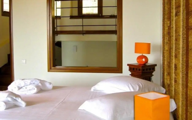 Poikilma Alonissos Villas Villa Petra 105m2