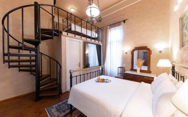 Nafsimedon Hotel