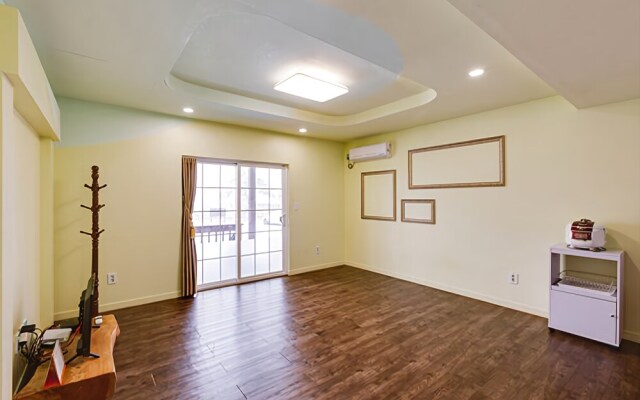 Mungyeong Sunflower Pension&camping Site