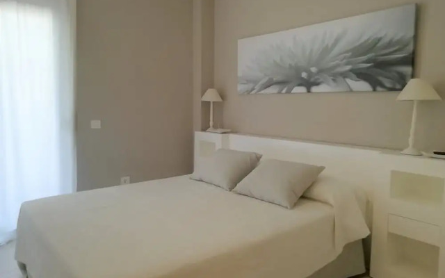 Residencial Paradise Village B