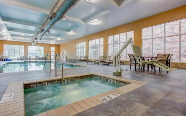 Holiday Inn Hotel & Suites Lafayette North