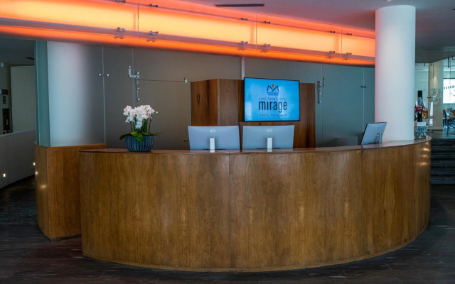 Lake Front Hotel Mirage