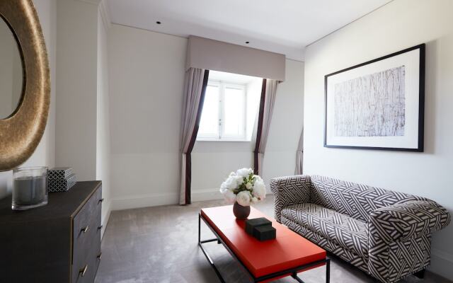 Exceptional Covent  Garden Suites by Sonder