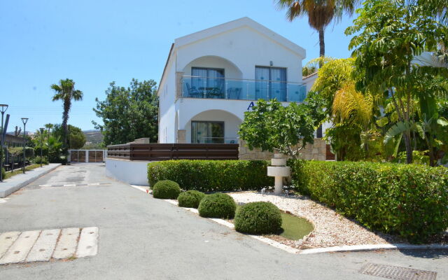 Latchi Escape Hotel and Suites