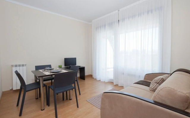 Aparthotel Jardines de Aristi