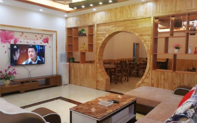 The Bamboo Inn with Mountain-view