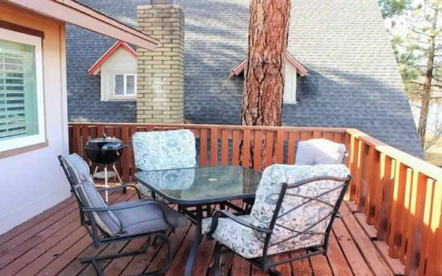 Lakefront Amazing Views - Modern B