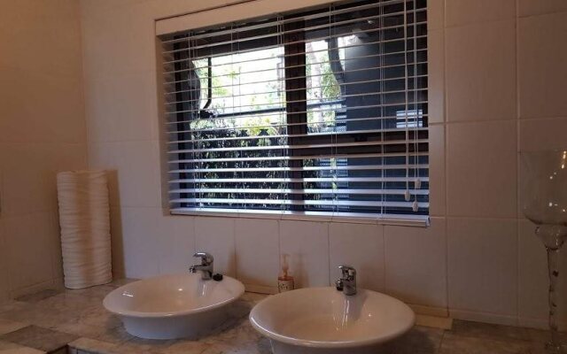 Hillview Self-catering Apartments