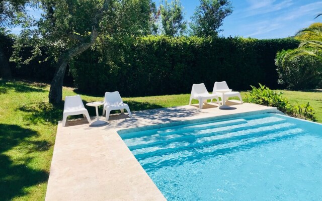 Villa white