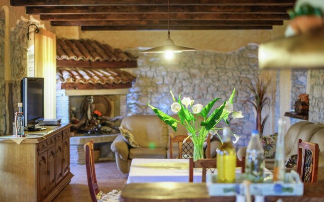 Modern Holiday Home in Porec With Swimming Pool