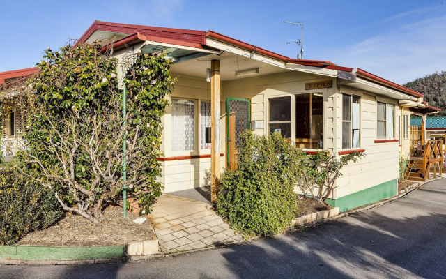 Wintersun Gardens Motel