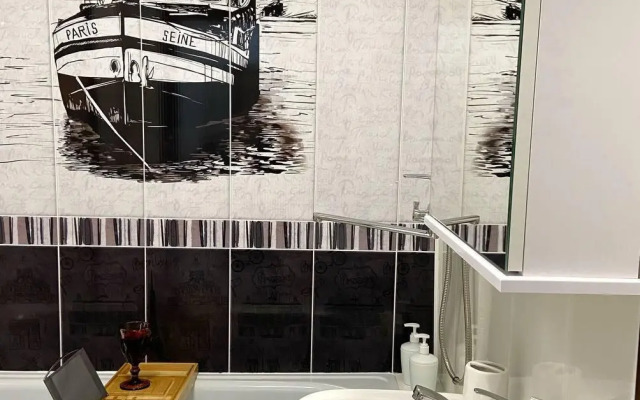 Домашний очаг на проспекте Октября 38