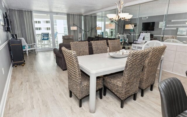 Shoreline 3042 Condo