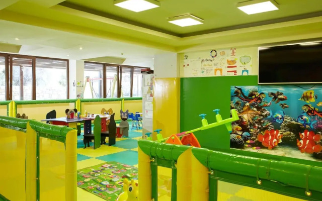 Anthemus Sea Beach Hotel & Spa
