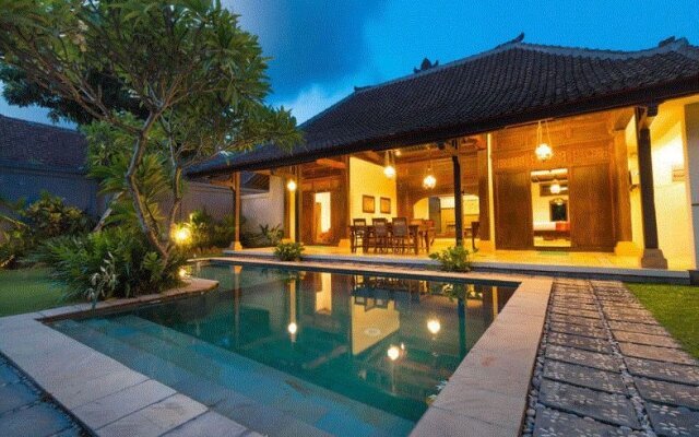 Bali Royal Heritage Villas