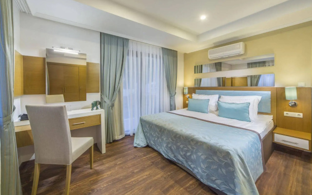 Fun & Sun River Resort  All Inclusive