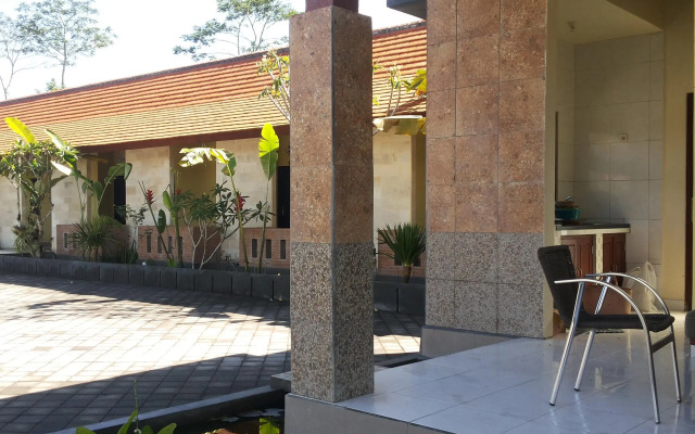 Van Dhika Guest House Bali