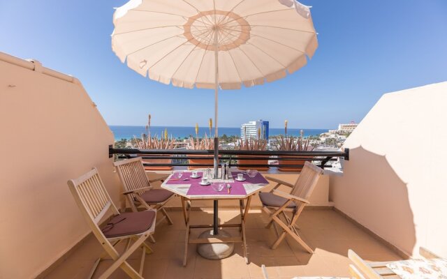 New & Modern Top Floor Flat with Ocean View & Free Wifi - Jandia (1006)