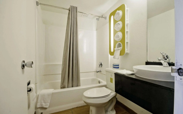 Signature Inn Miami