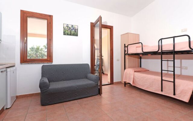 4 Mori, Residence (MUV101)