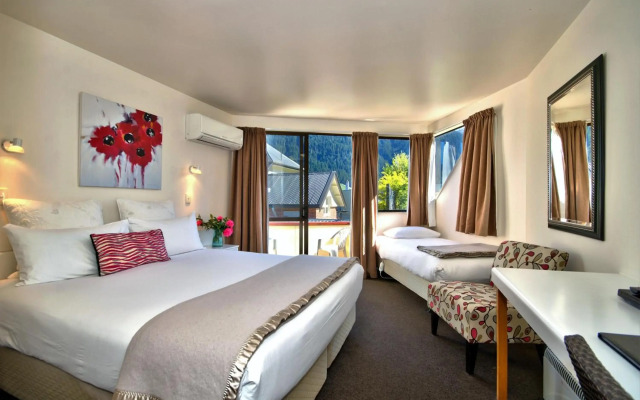 Melbourne Lodge