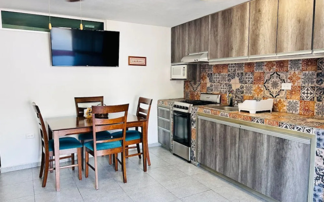 Meson del Capitan Apartments
