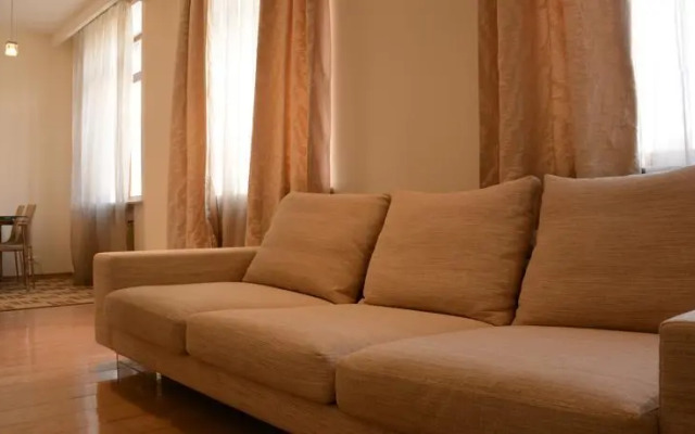 Intermark Apartamenty Ekspotsentr