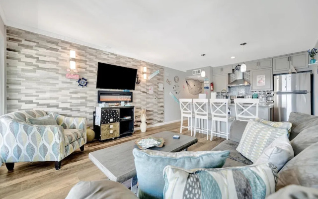 The Flamingo Balcony Waterview Heated Pool