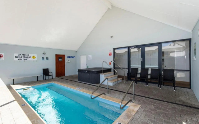 Escape to 64 at Cape View Resort