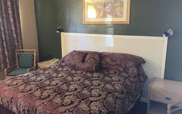 Shangri La Motel