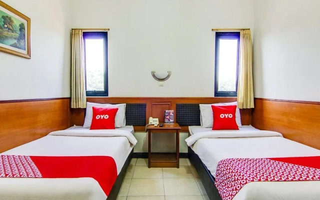 OYO 3793 Cihampelas Hotel 2