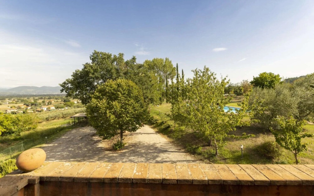 Classic Villa for Family With Pets