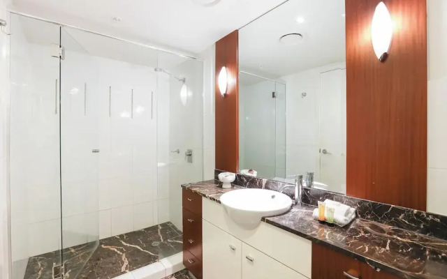 Sky Luxe Escape - 33rd Floor