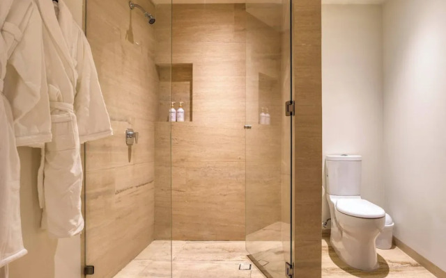 Apt #9, #10, #11, #12 gpo 20 pax